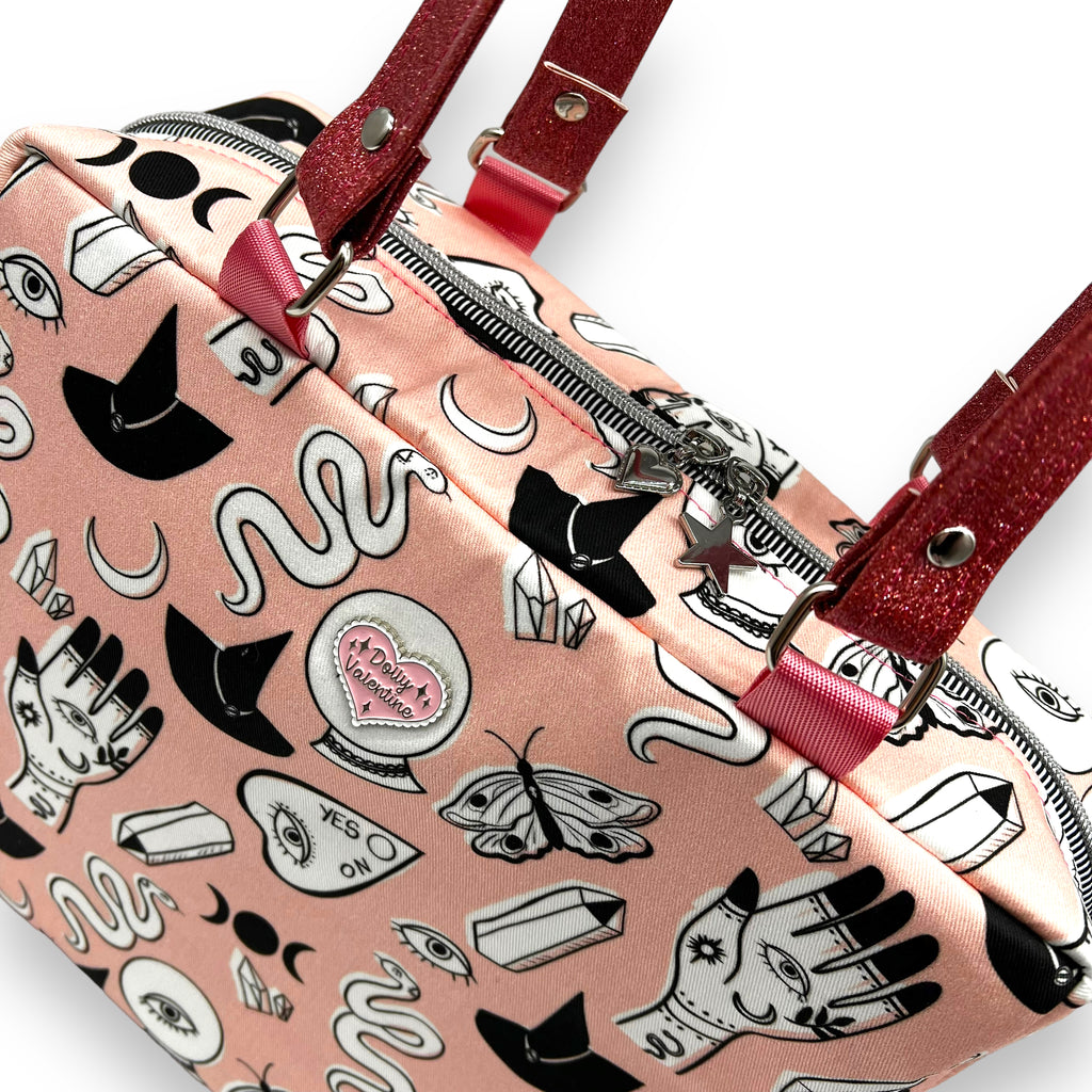 Jetsetter Bag in Pink Witchy Things